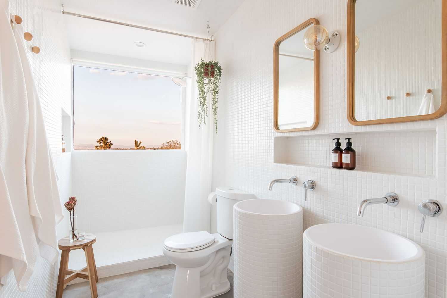 Tips for Basic Bathroom Renovations Without Moving Plumbing